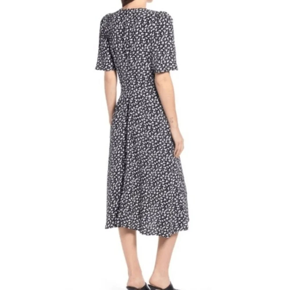 Something Navy Floral short sleeve Midi Dress Size I - Picture 2 of 7